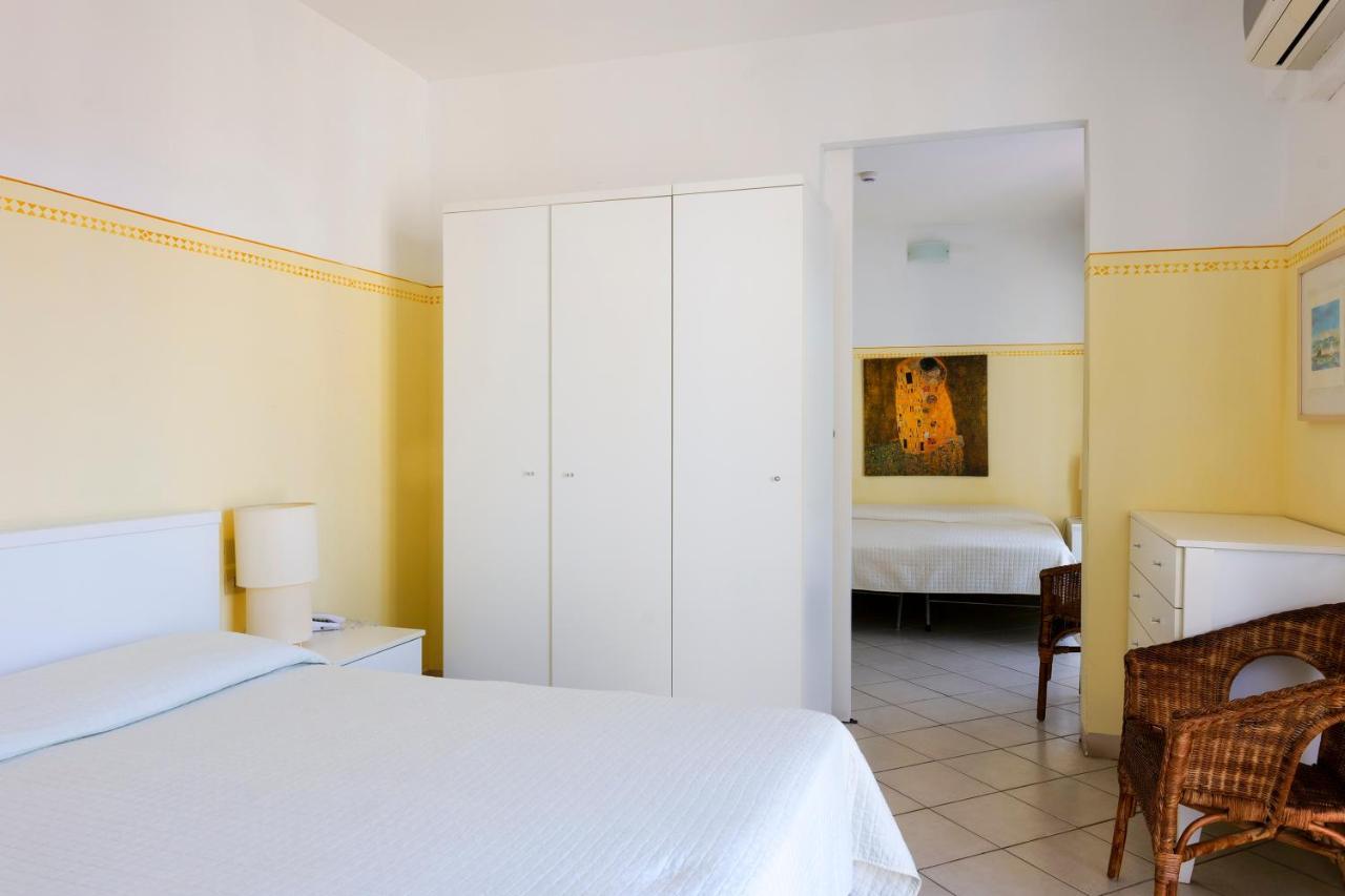 Hotel Club I Pini - Residenza D'Epoca In Versilia Lido di Camaiore Exterior photo